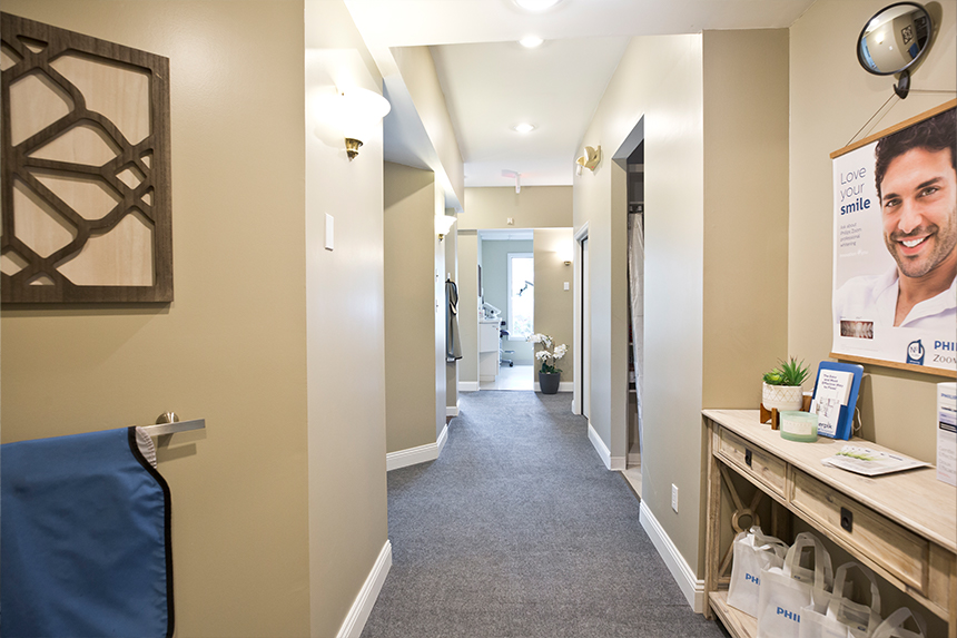 River Oaks Advanced Dentistry | Implant Restorations, Extractions and Emergency Treatment