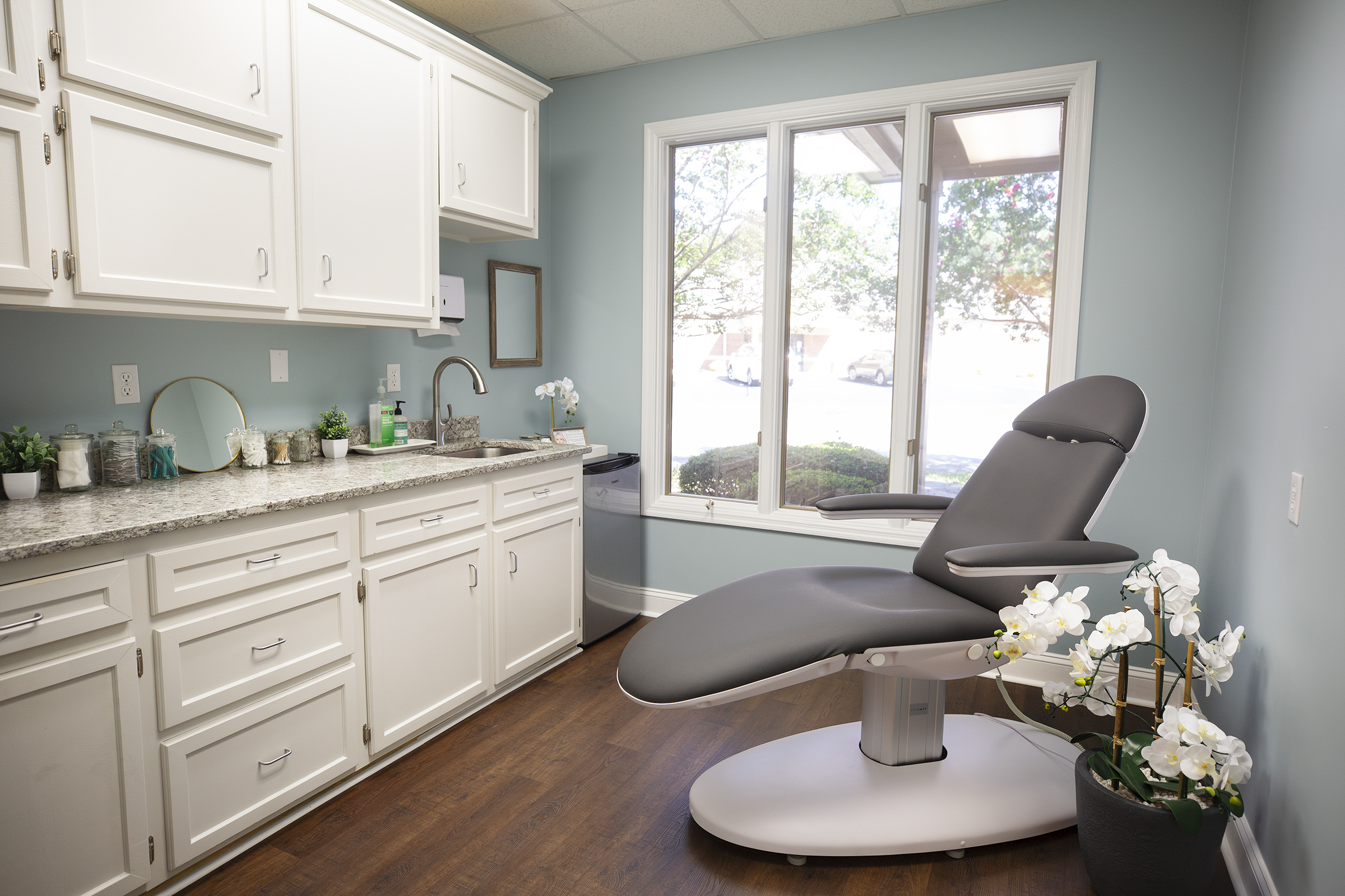 River Oaks Advanced Dentistry | Implant Dentistry, Emergency Treatment and Dental Fillings