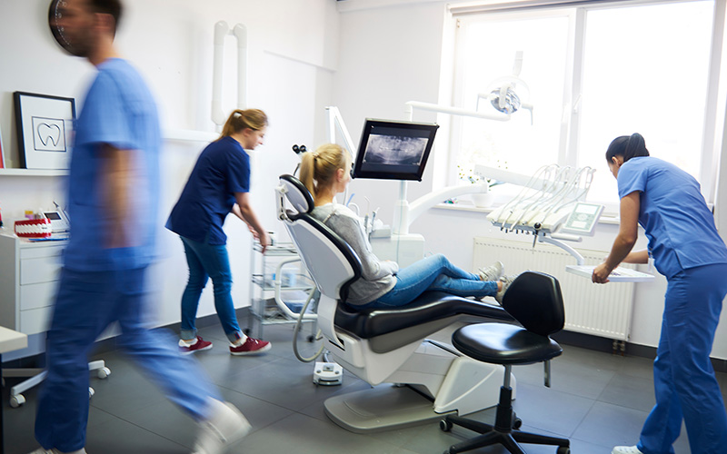 River Oaks Advanced Dentistry | Dental Fillings, Veneers and Implant Restorations